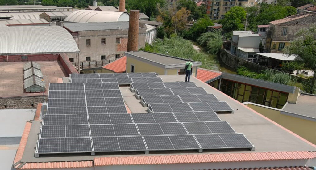 Fotovoltaico con sistema di accumulo | salerno | arcaiagroup